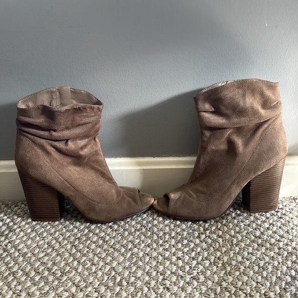 Open Toe Booties - Picture 3 of 7